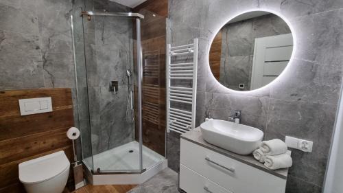 Kielce Apartment | Luxury Apartments Bernardyńska Domek 1 , 2