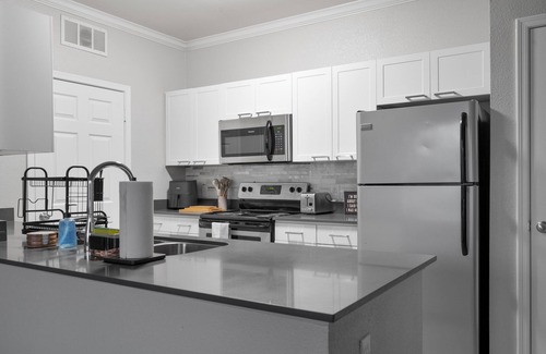 Tramonto Apartment | Luxury Apt <15 min from Honor Health Deer Valley