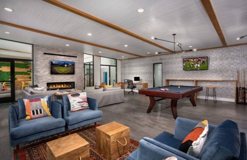 Richmond Apartment | Luxury Apt in Diamond District - Scott’s Addition
