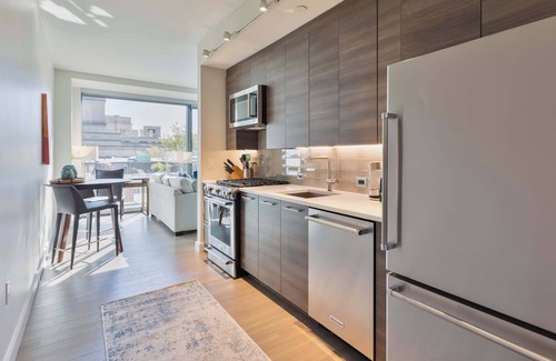 Back Bay Apartment | Luxury Apt In Heart of Back Bay