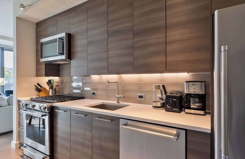 Back Bay Apartment | Luxury Apt In Heart of Back Bay