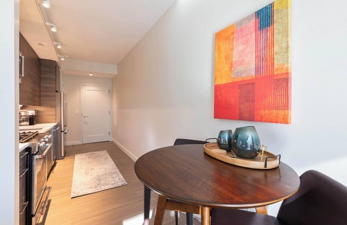 Back Bay Apartment | Luxury Apt In Heart of Back Bay