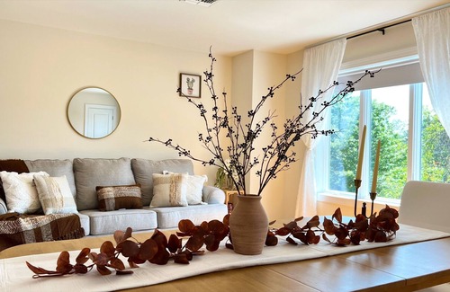 Pleasant Plains Apartment | Luxury Apt in NYC | Free Parking | Near Train & NJ