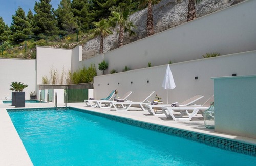 Moca Apartment | Luxury Apt In Villa Citrin Shared Pool Sea View