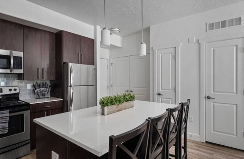 Sunset Heights Apartment | Luxury Apt Next to UVU