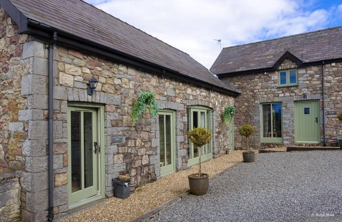 Llangadog Cottage | Luxury barn conversion Adventurers Abode
