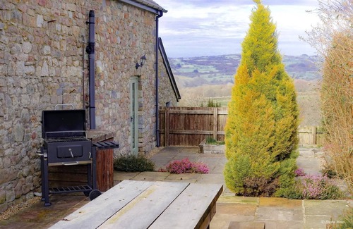 Llangadog Cottage | Luxury barn conversion Adventurers Abode