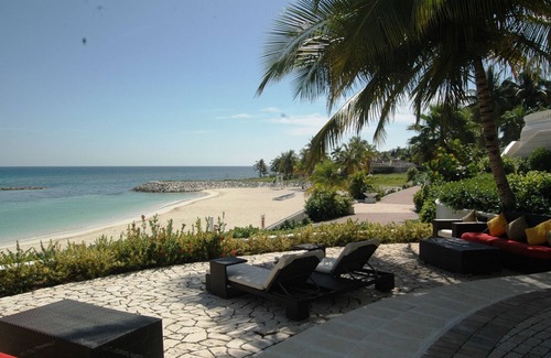 Montego Bay Condo | Luxury Beach Front Condo
