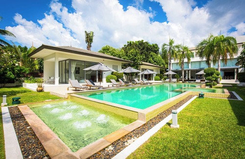 Taling Ngam House | Luxury Beach front Villa Baan Asan Chef and Staff included lth9