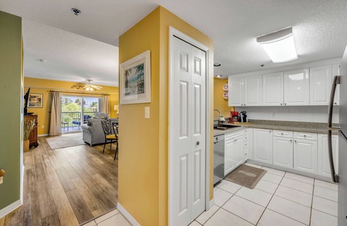 New Smyrna Beach Condo | Luxury Beach Resort Getaway!