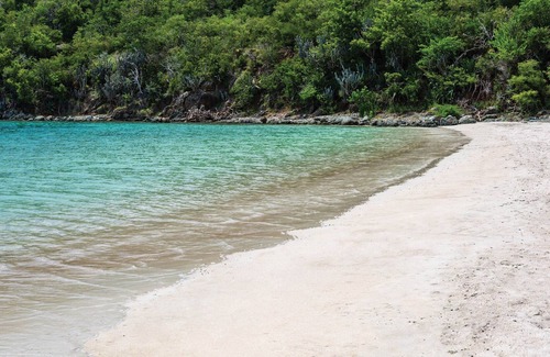 Great Cruz Bay Resort | LUXURY BEACHFRONT CRUZ BAY RESORT + AMENITIES, CORAL VISTA 2-BEDROOM VILLA
