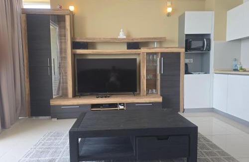 Uswetakeiyawa Apartment | Luxury Beachfront Apartment - Your Perfect Getaway