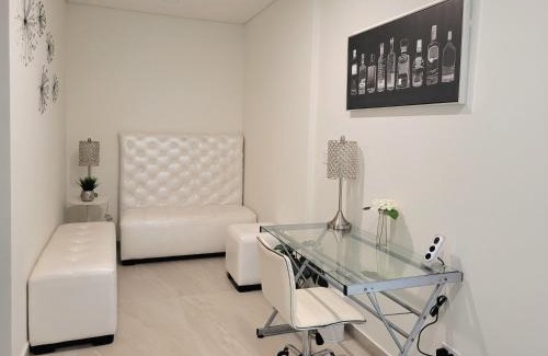 Primo Tapia Apartment | Luxury Beachfront Condo in Rosarito Pool & Jacuzzi