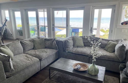 Fairfield House | Luxury Beachfront living with amazing views
