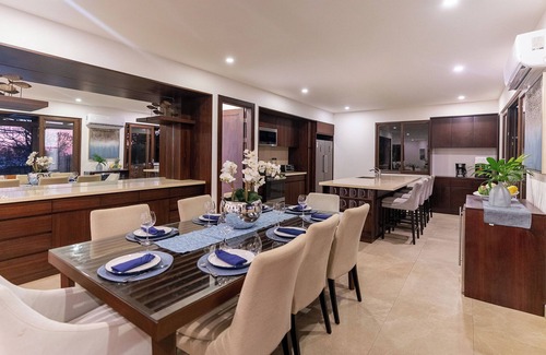 Tamarindo House | Luxury Beachfront Villa with Direct Beach Access. Hacienda Pinilla. Tamarindo.