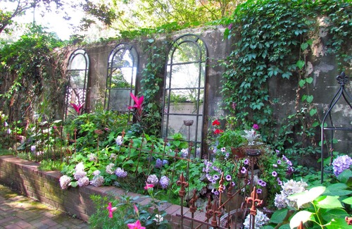 Beacon Hill Apartment | Luxury Beacon Hill 1050 Sf Condo With Private Patio/Garden And Private Entrance