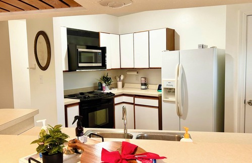 Buckroe Beach House | Luxury by the Bay: 2-bedroom Beach House Hampton