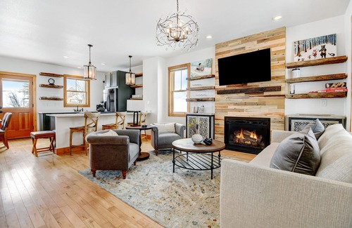 Grand Elk Ranch House | Luxury Cabin 241 With Hot Tub I Great Views I Best Price I FREE Adventures Daily