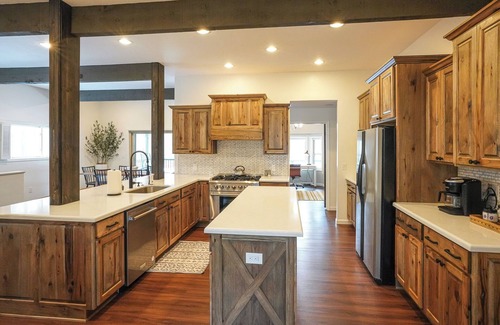 Show Low House | Luxury Cabin for all ages in charming Show Low!