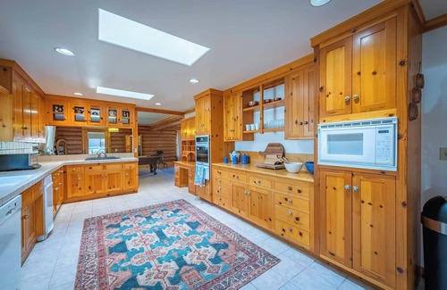 Nipomo House | Luxury Cabin in the Woods, near 3 Golf Courses.