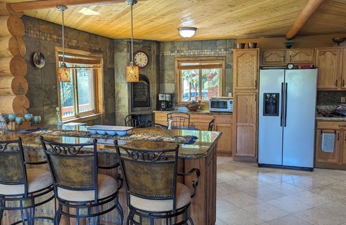 Mount Charleston Cabin | Luxury Cabin on Mount Charleston