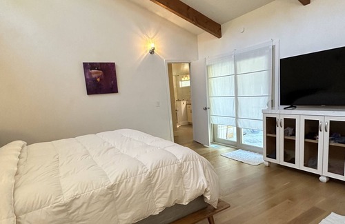 Carmel Valley House | Luxury cabin within walking distance to Carmel Valley Village.