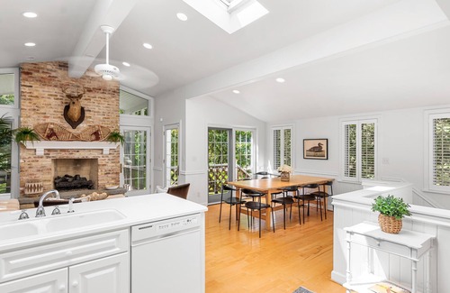 Green Lake House | Luxury carriage house with tons of space and 325 feet of shoreline!