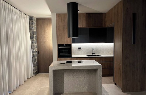 Agios Vasileios Villa | Luxury CaveStyle Smart Feature Villa Ikelos, Mountain View in Neromai Residence