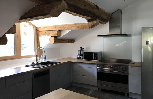 Champagny-en-Vanoise Ski Chalet | Luxury chalet 270m2-18 pers spa sauna 100 m cable car recent renovation