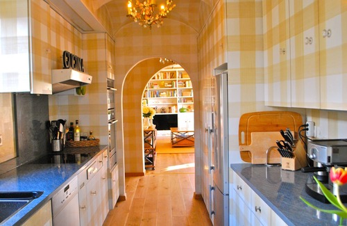 Ascona Apartment | Luxury & Charm - Beautiful Ascona Penthouse Steps to Golfcourse & Beach