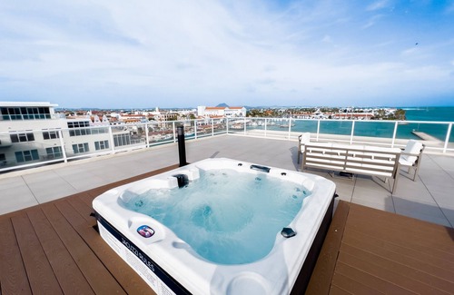 Rancho Condo | Luxury Chic Aruba Oasis 2BR2BA Condo Ocean view