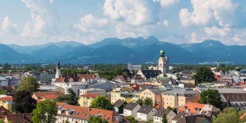 Rosenheim Apartment | Luxury City Suite - Rosenheim