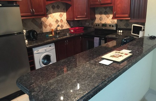 Ocean City Apartment | Luxury cliff apartment with fantastic pool and great sea views.