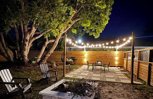 Bradenton House | Luxury Coastal Escape Minutes from Anna Maria Island Beaches!