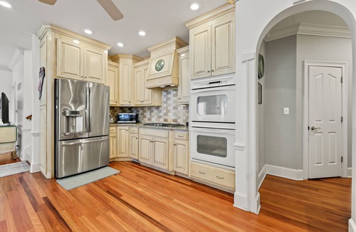 South Belmont House | Luxury comfort retreat, extremely spacious with Game Room and Close to Charlotte