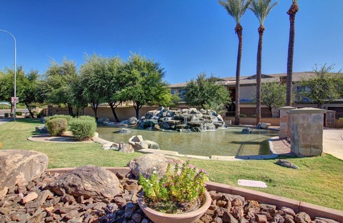 Fox Crossing Condo | Luxury Condo in Ocotillo/Chandler!
