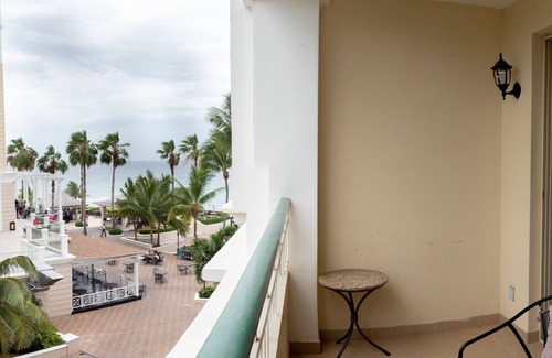 Montego Bay Condo | Luxury Condo Within a Resort