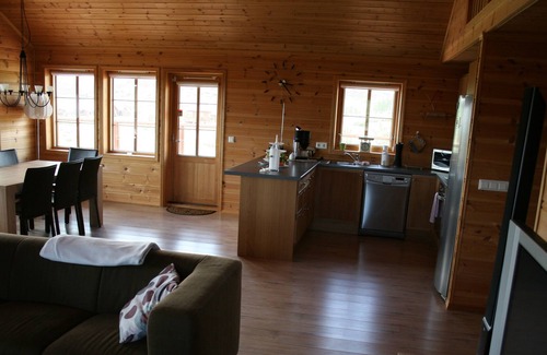 Selfoss House | Luxury Cottage in South Iceland-Panoramic views-Golden Circle-Northern Lights