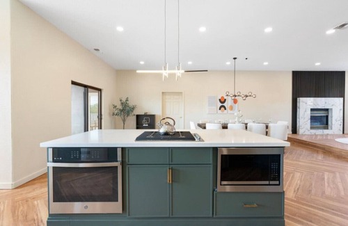 Cottonwood House | Luxury Cottonwood Oasis - Pool - Mountains - Tranquility