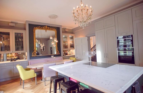 Fifield House | Luxury Country Estate with Concierge and Staff. Close to London, Windsor, Ascot
