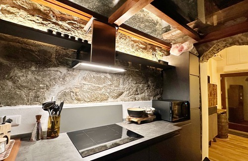 Londa House | Luxury Country Retreat near Florence with Jacuzzi
