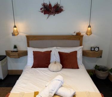 Llangollen House | Luxury Courtyard Studio in Llangollen