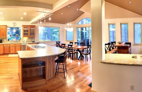 Angora Highlands House | Luxury Custom Home w/Views, Game Room, Jacuzzi, Close to Hiking/Biking Trails