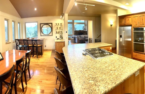 Angora Highlands House | Luxury Custom Home w/Views, Game Room, Jacuzzi, Close to Hiking/Biking Trails