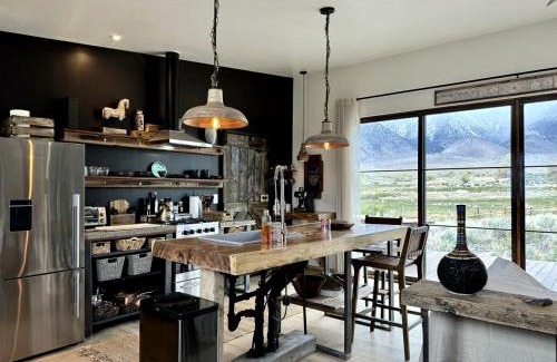 Lone Pine Apartment | Luxury Design Rental with Breathtaking Mountain Views in Lone Pine, California