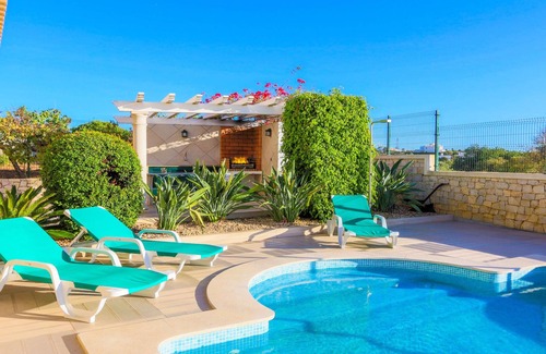 Vale de Parra Villa | ★Luxury Detached Holiday Villa Alegria, n/Galé Beach, Albufeira