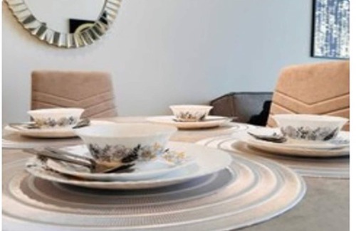 Dubai House | Luxury Dubai 2 BR Apt. with Gym, Parking & Pool