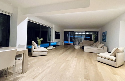 Elliniko Apartment | Luxury duplex 310m2 with large private pool and garden at the Athens Riviera.