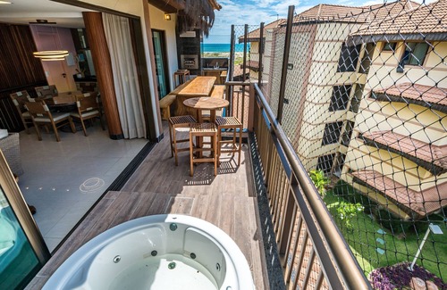 Aquiraz Apartment | Luxury Duplex Apartment - Manhattan Beach Riviera - Jacuzzi and access to private beach!