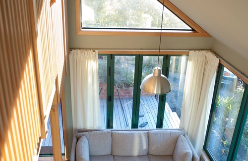 Dunedin House | Luxury Eco Self- contained accommodation on the Otago Peninsula